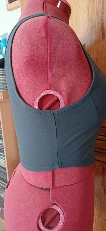 Vestido justo cinza curto com fechos na frente – photo 4